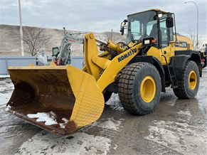 2019 Komatsu WA270-8 3817